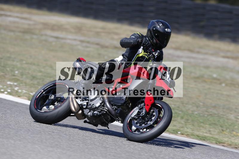 /36 08.08.2026  Pluess Motosport ADR/Einsteiger/422